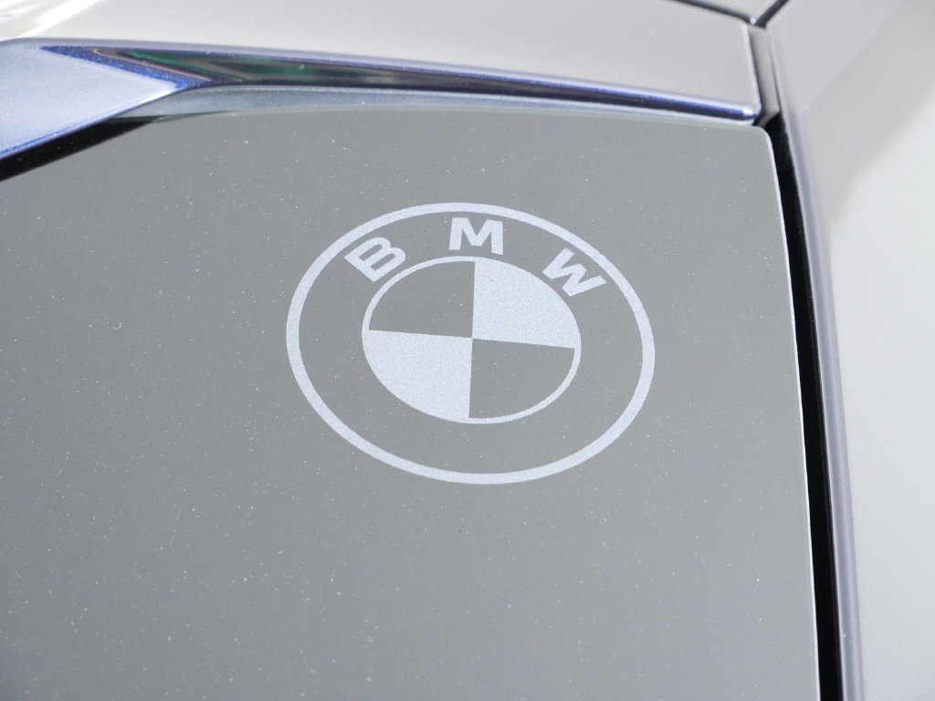 Used 2023 Carbon Black Metallic BMW Base image 12