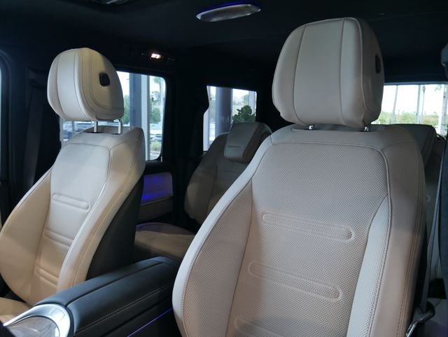 New 2027 Selenite Grey Mercedes-Benz G 580 image 19