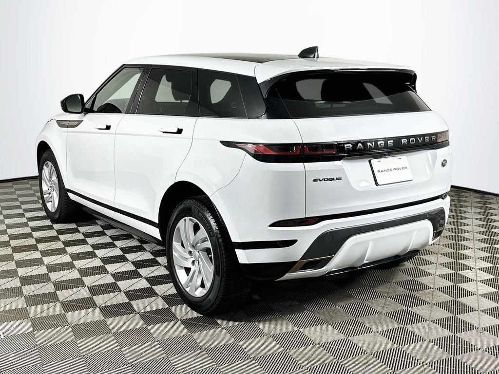 Used 2023 Fuji White Land Rover Dynamic image 7