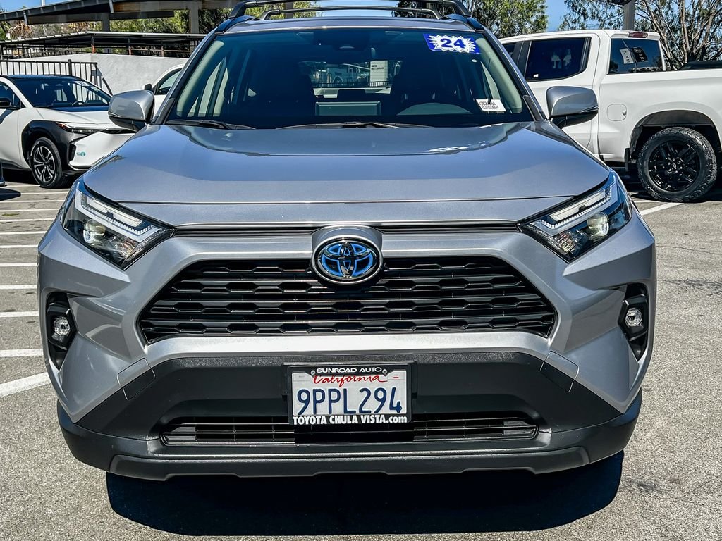 Used 2024 Silver Toyota XLE Premium image 2