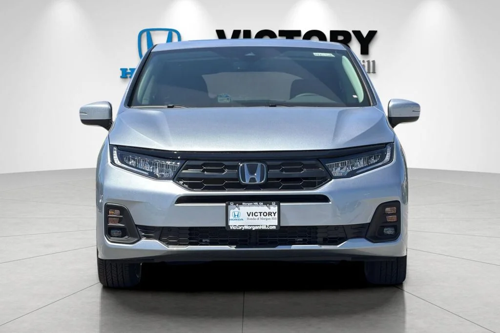 New 2026 Solar Silver Metallic Honda EX-L image 9