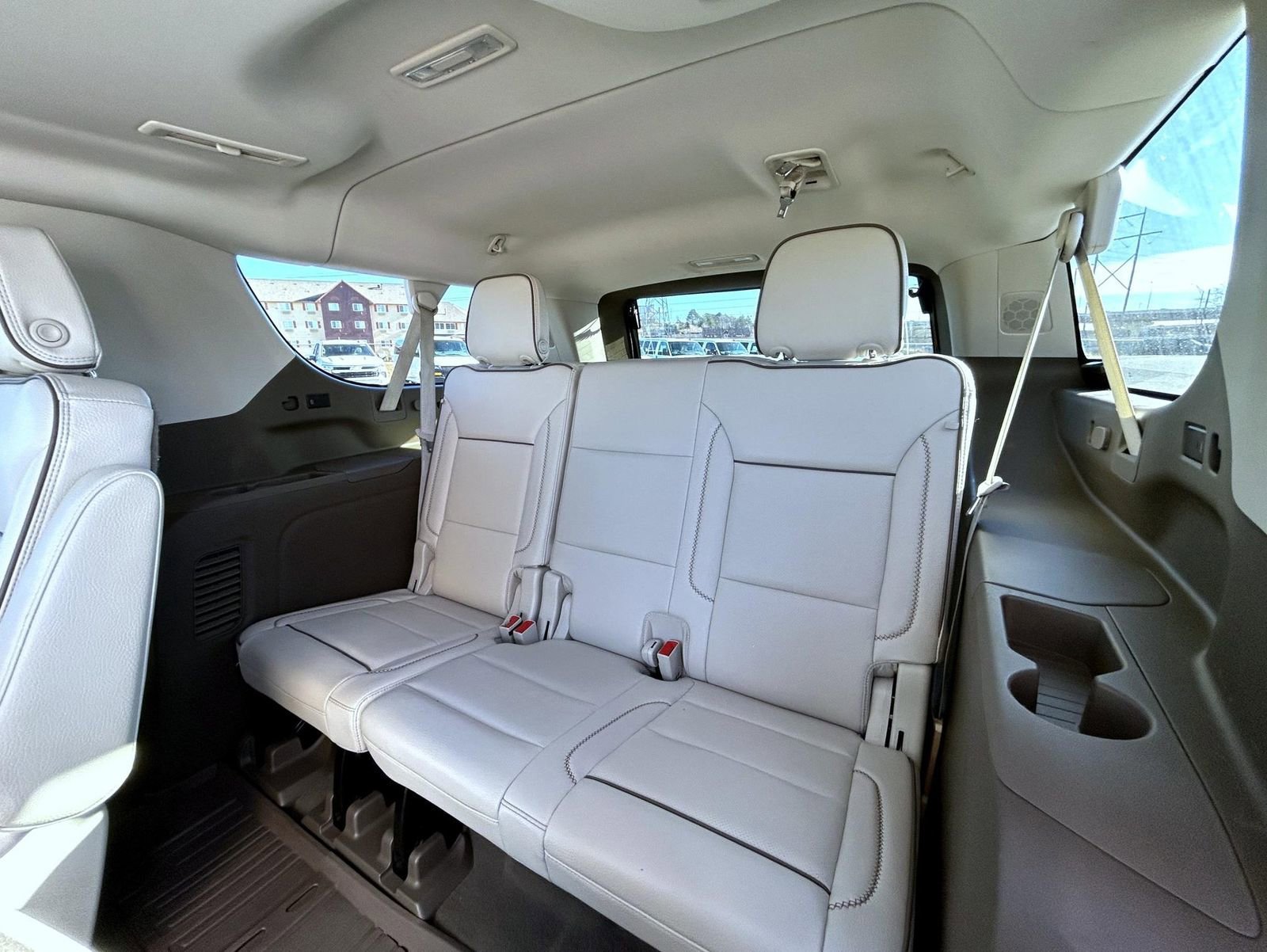 2022 GMC Yukon XL Denali - Photo 22