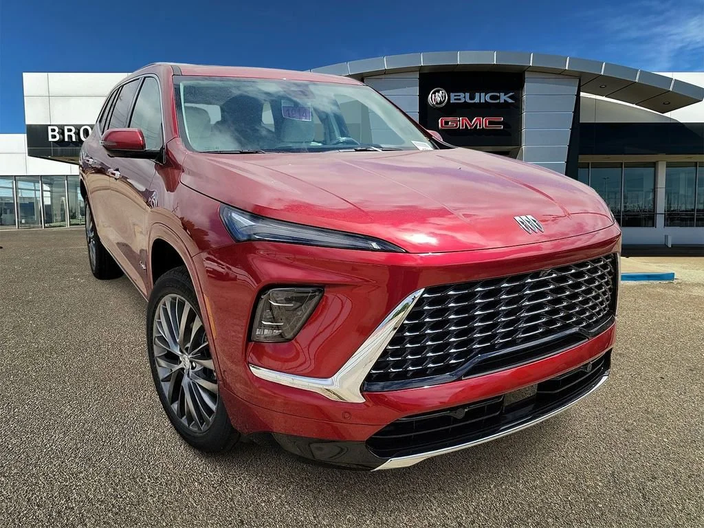 2026 Buick Enclave Avenir AWD's photo