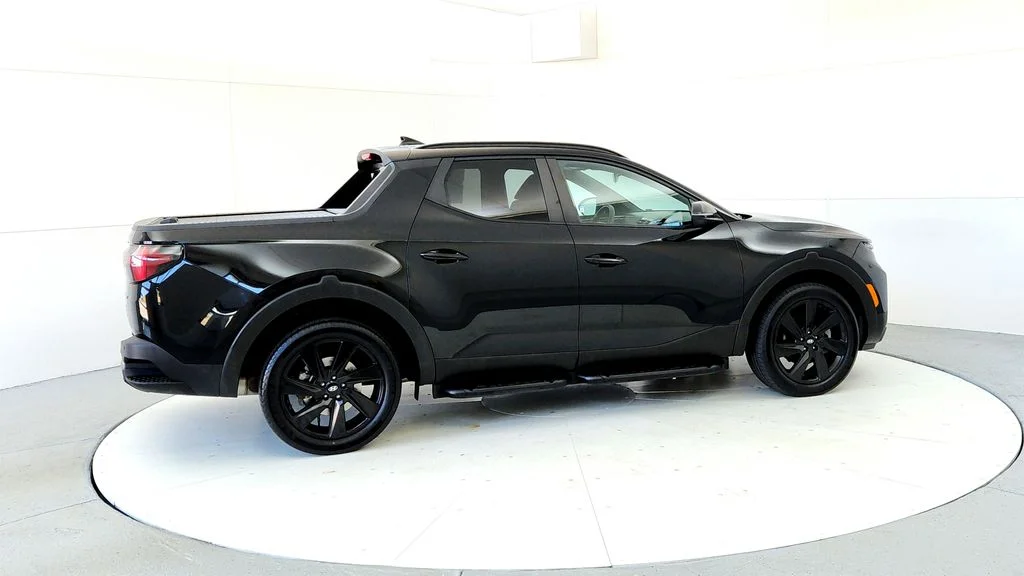 Used 2023 Black Hyundai NIGHT image 6