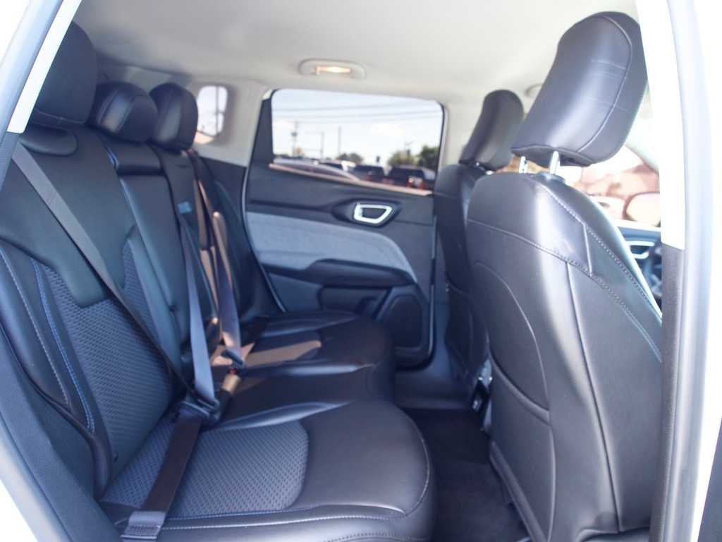 2022 Jeep Compass Latitude - Photo 35