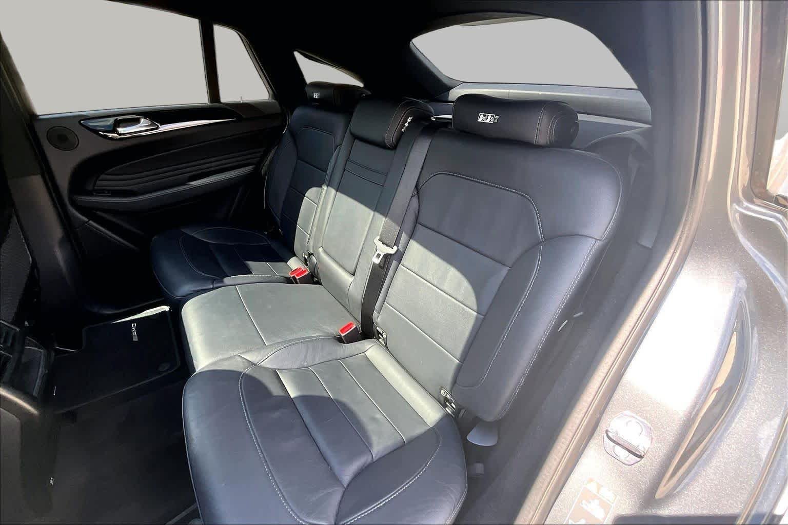 Used 2018 Selenite Grey Metallic Mercedes-Benz AMG® GLE 43 image 17