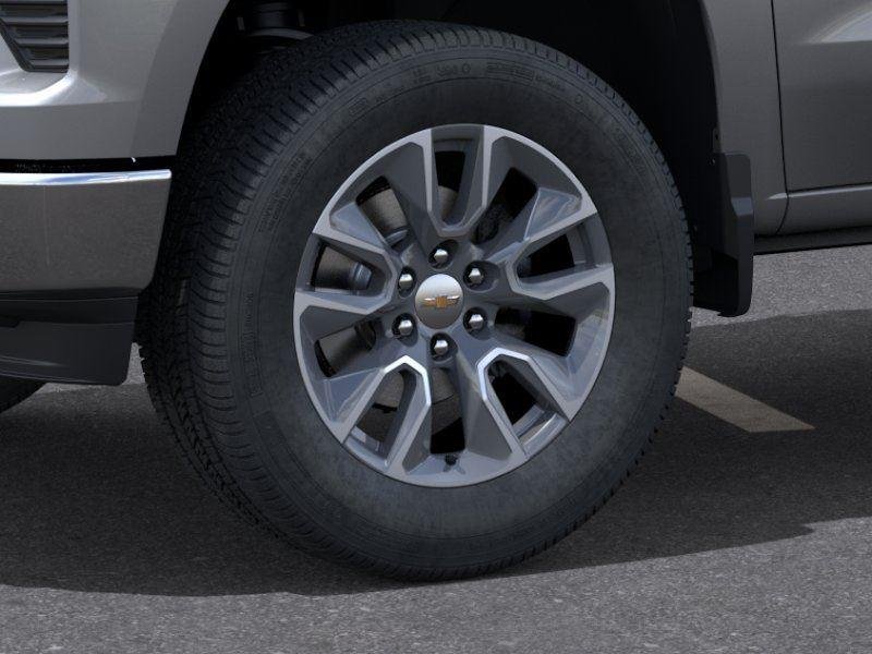 Used 2026 Sterling Gray Metallic Chevrolet LT image 9