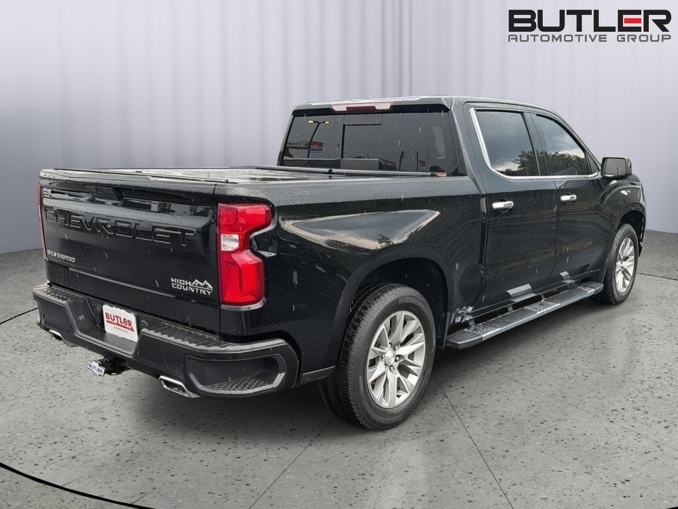 Used 2020 Black Chevrolet High Country image 6