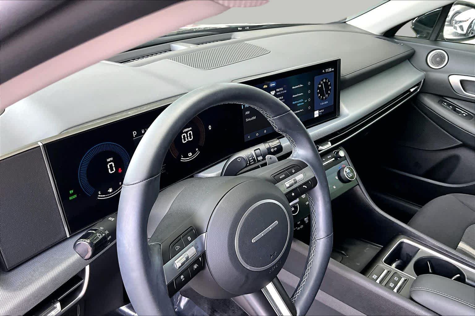 Used 2026 Abyss Black Hyundai SEL image 18