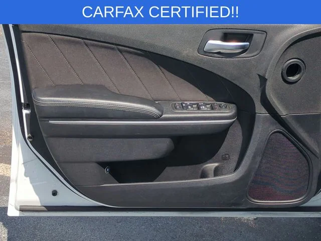 Used 2019 White Dodge SXT image 12