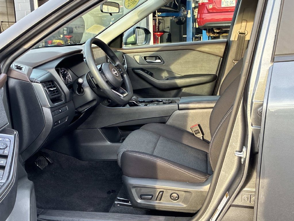 Used 2023 Gray Nissan SV image 20