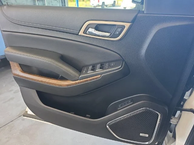 Used 2019 White GMC Denali image 29