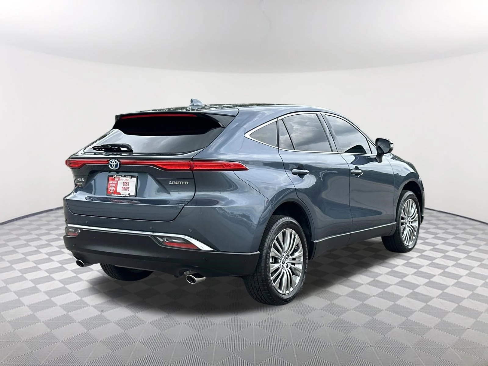 Used 2023 Coastal Gray Metallic Toyota Limited image 5
