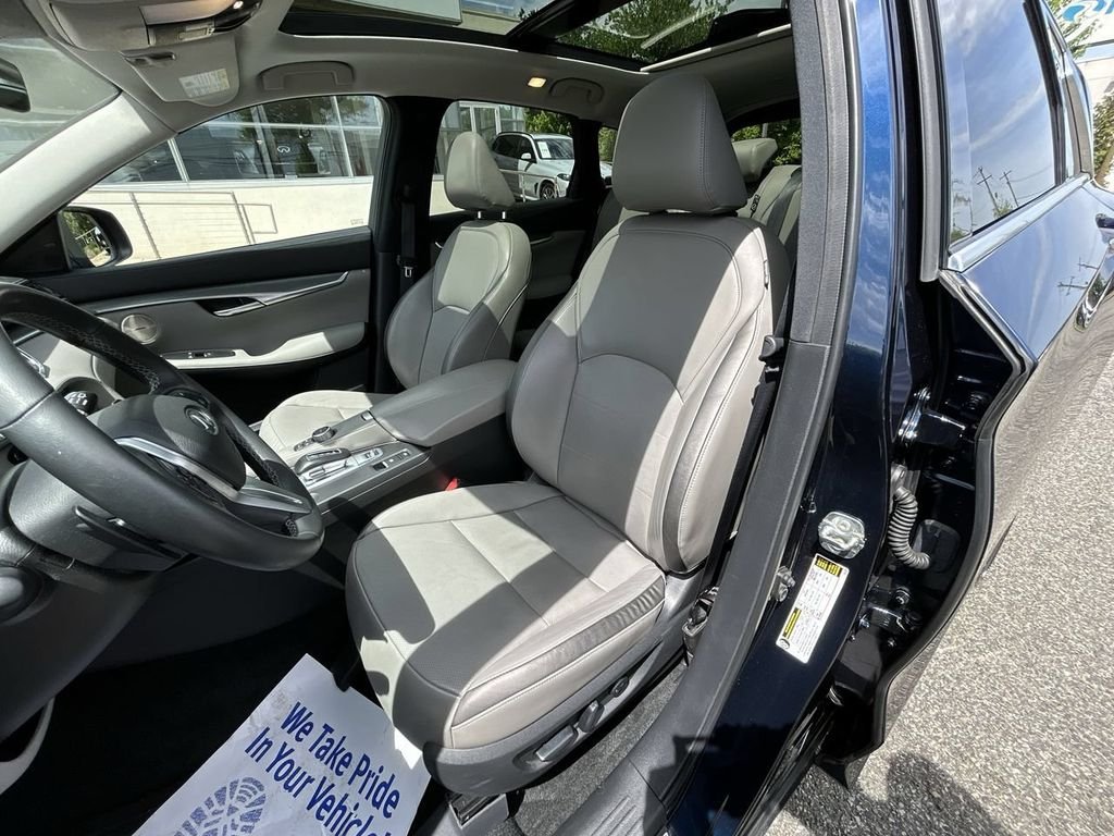 Certified Used 2023 Blue INFINITI LUXE image 15