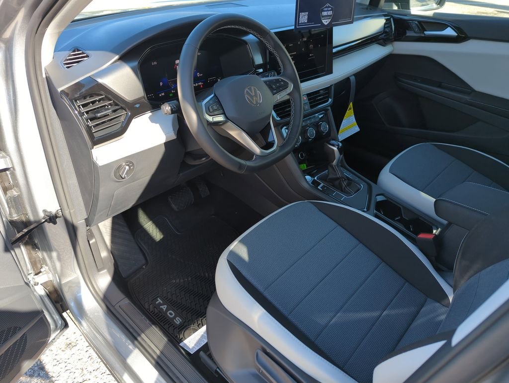 New 2026 Silver Volkswagen 1.5T S image 11
