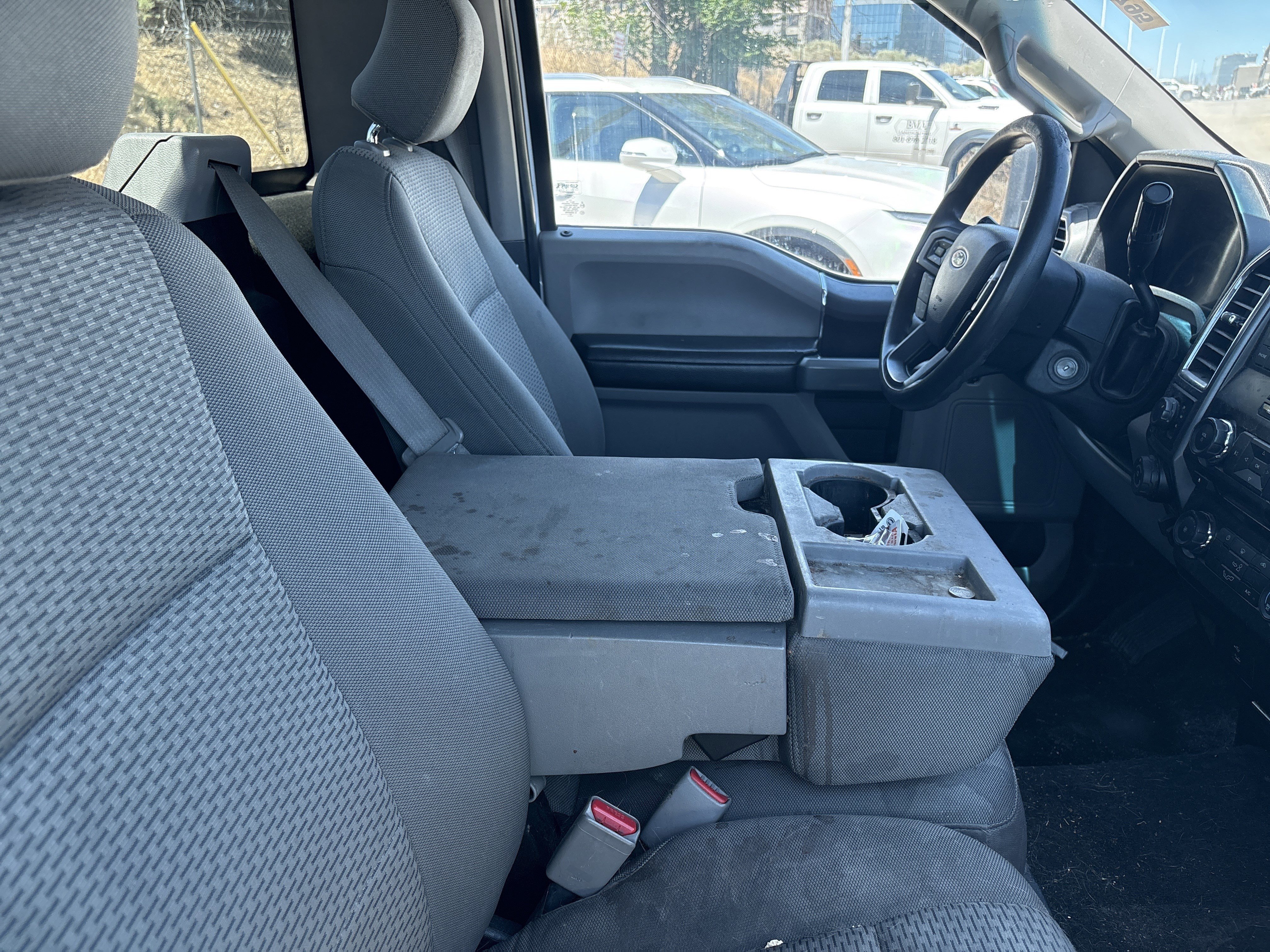 Used 2016 White Ford XL image 7