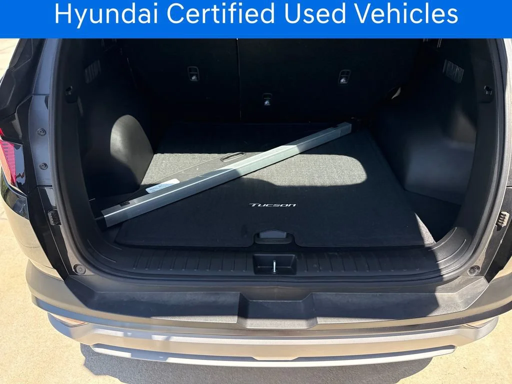 Certified Pre-Owned 2025 Hyundai Tucson SE
