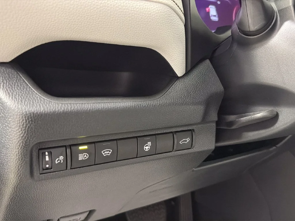 2023 Toyota RAV4 XLE Premium - Photo 23