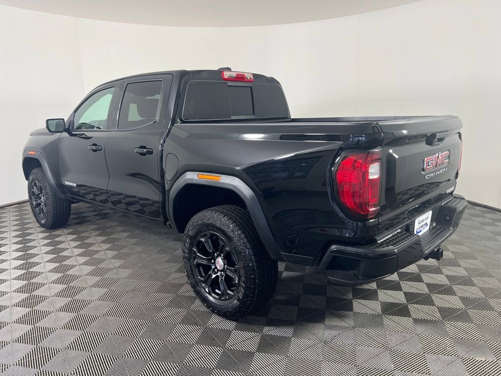 Used 2024 Onyx Black GMC Elevation image 25