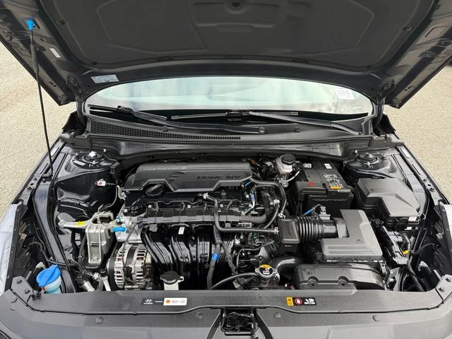 Used 2023 Phantom Black Hyundai SEL image 28