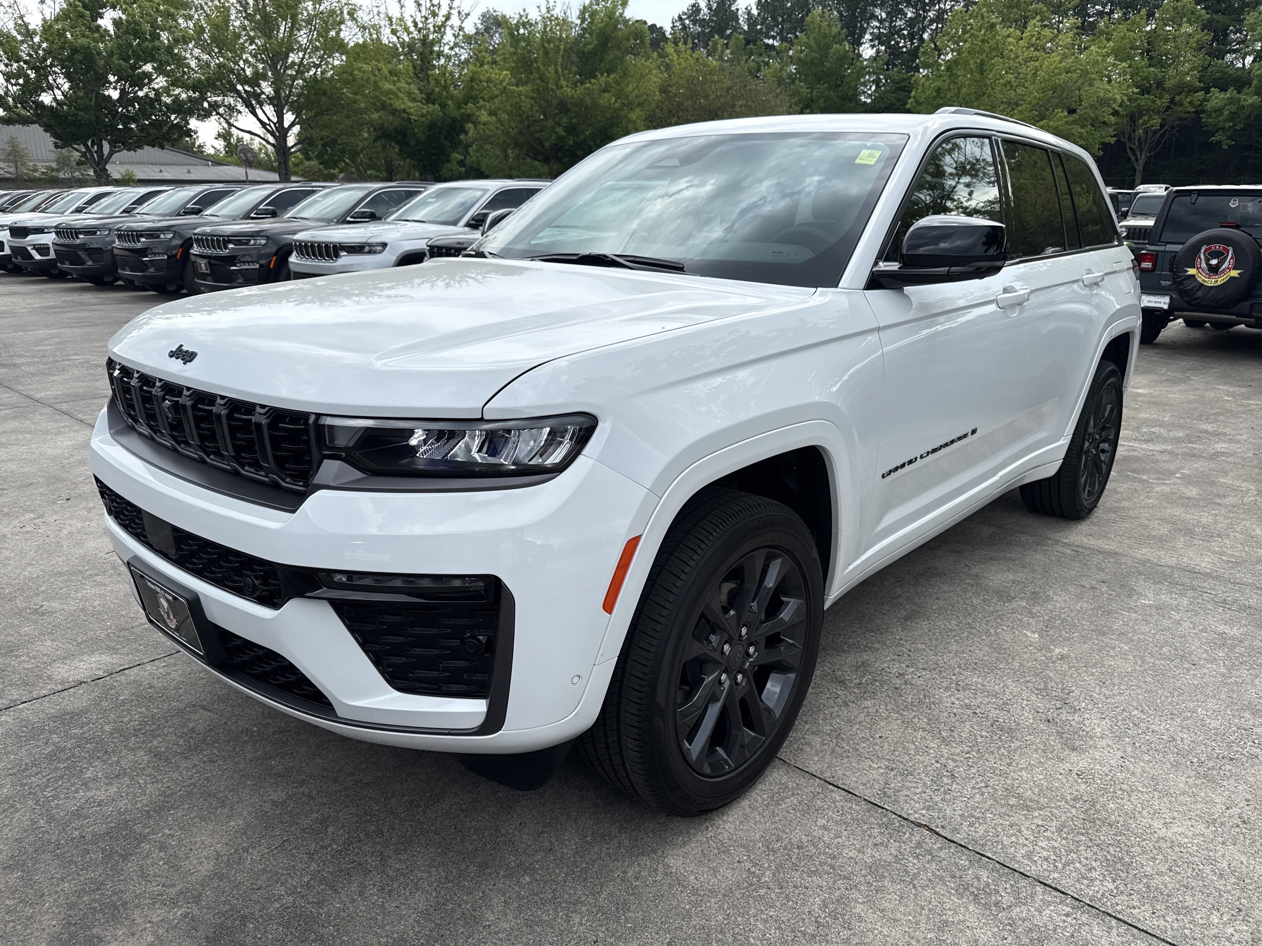 New 2026 Bright White Clearcoat Jeep Limited Reserve image 3