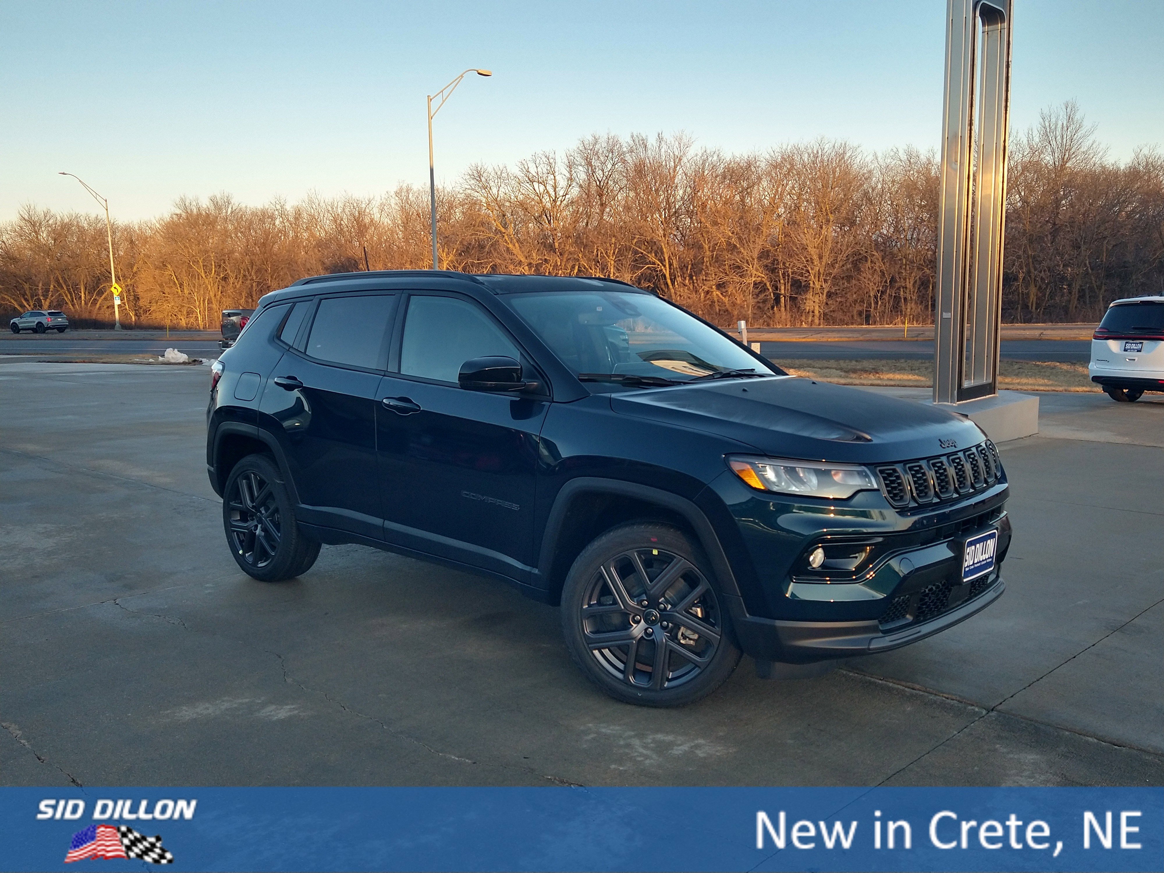 New 2026 Fathom Blue Pearl-Coat Exterior Paint Jeep Limited image 14