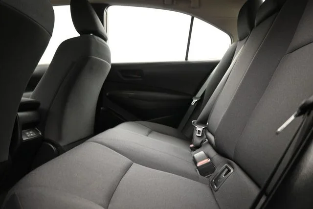 2025 Toyota Corolla LE - Photo 11