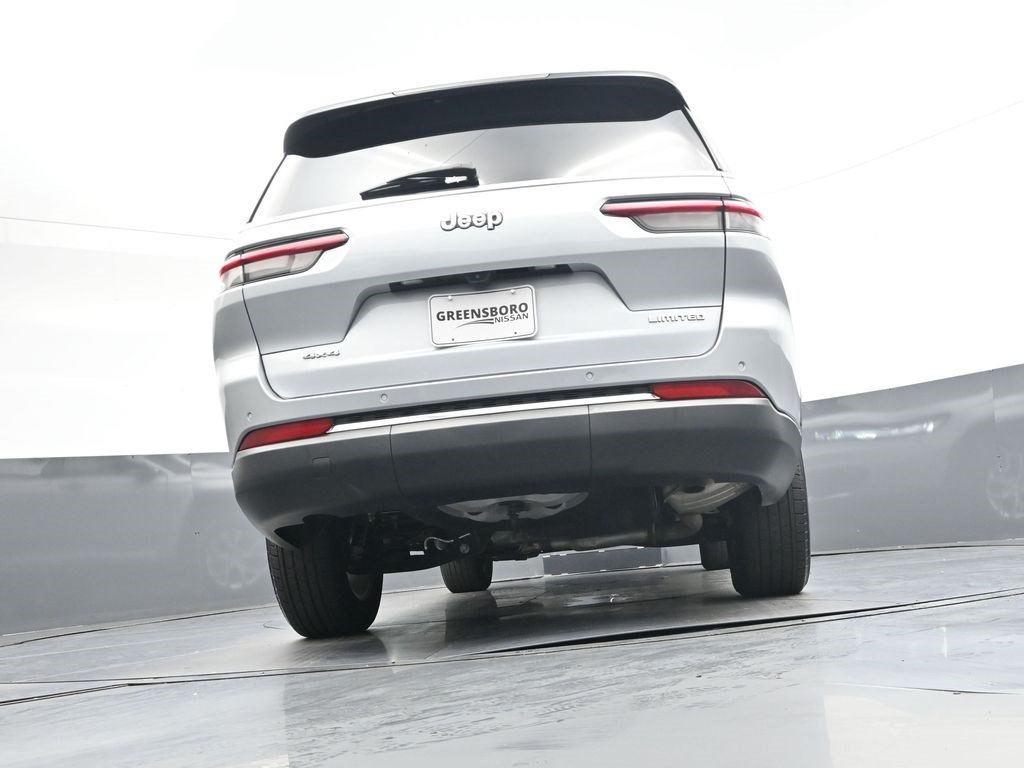 Used 2023 Silver Zynith Jeep Limited image 41