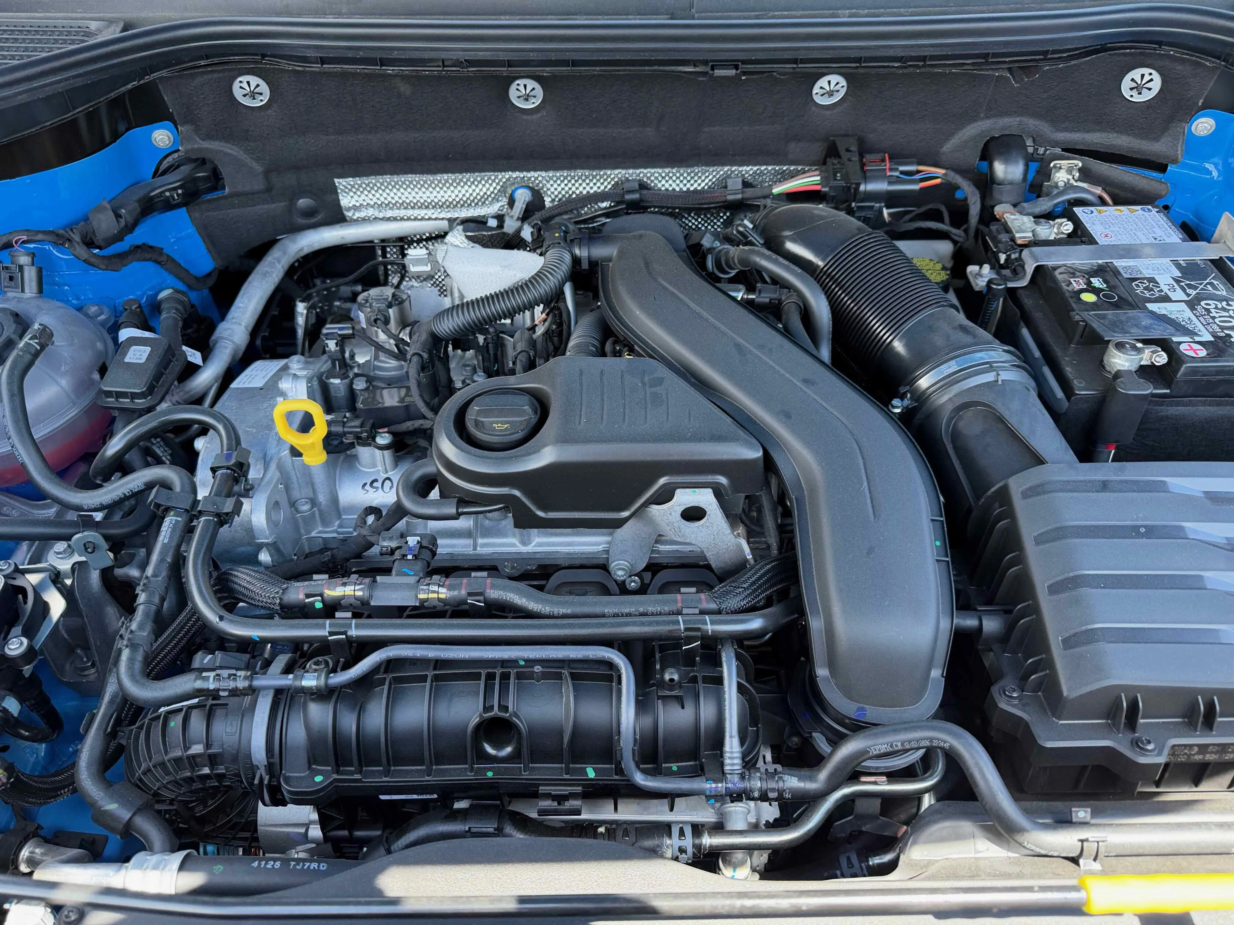 New 2026 Blue Volkswagen SE image 32