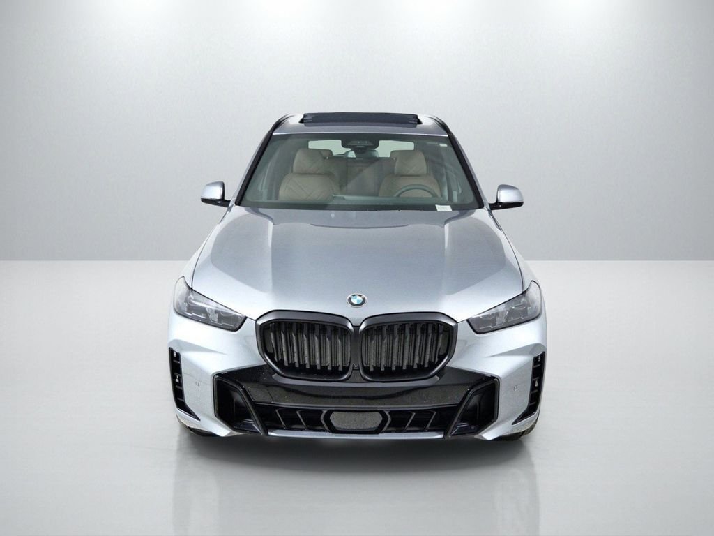 Used 2026 Skyscraper Grey Metallic BMW xDrive40i image 17