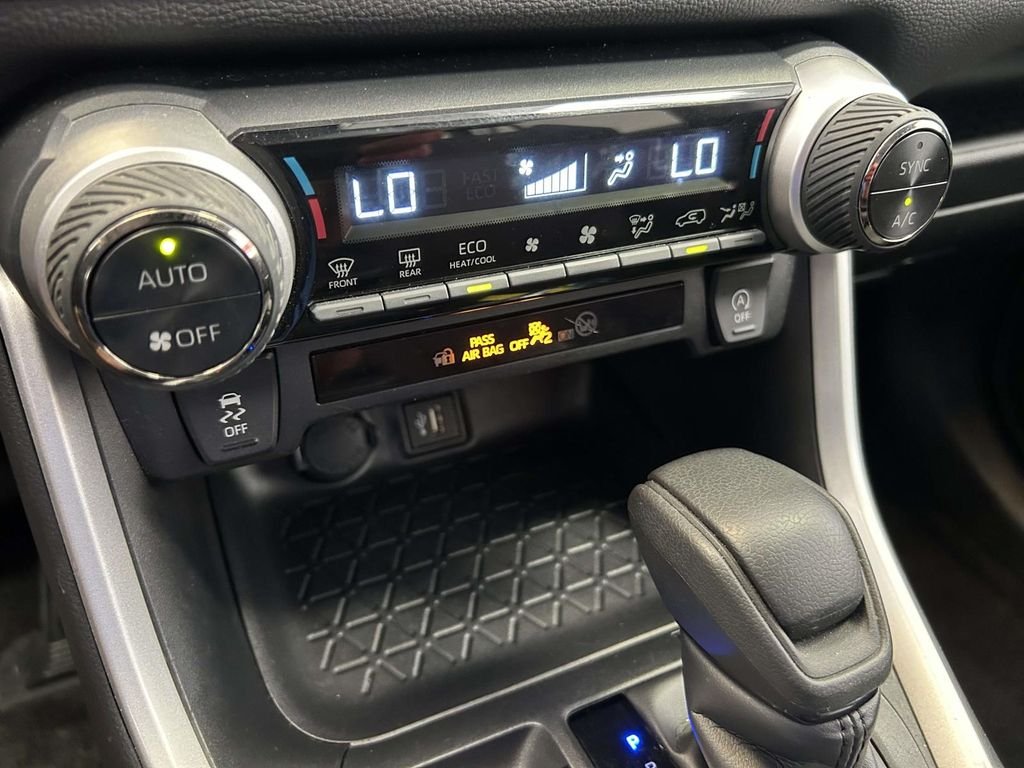 Used 2025 White Toyota XLE image 22
