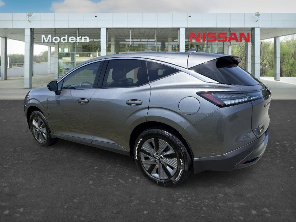 Used 2025 Gun Metallic Nissan SL image 3