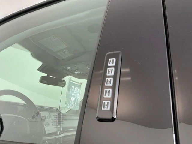 New 2026 Avalanche Ford Lariat image 14