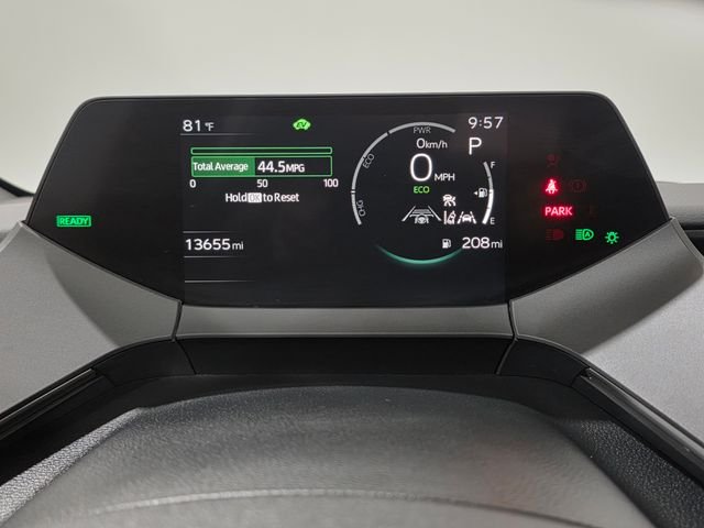 Used 2023  Toyota XLE image 17