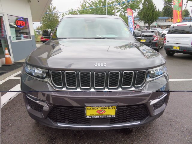 Used 2023 Baltic Gray Metallic Clearcoat Jeep  image 7