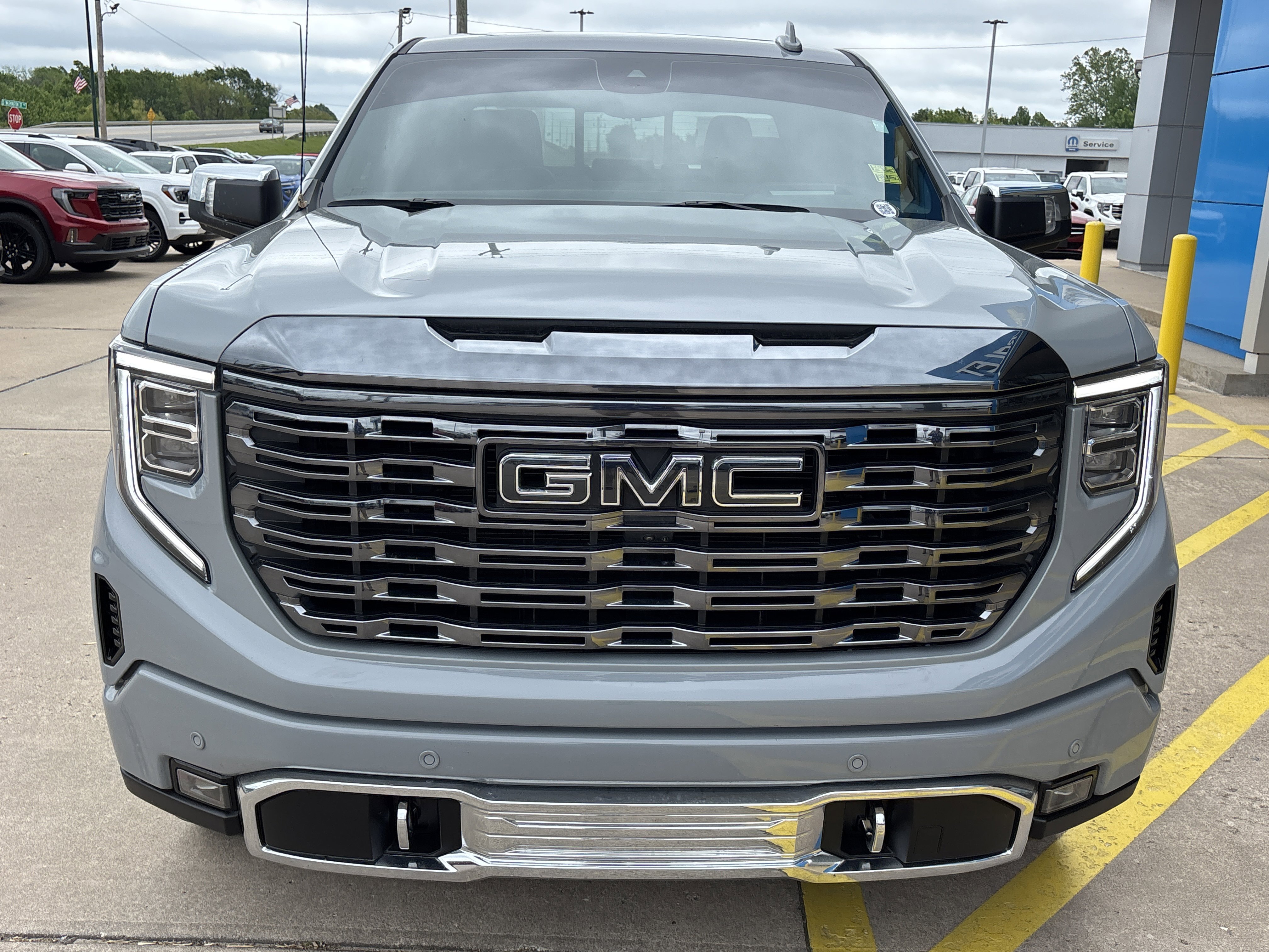 Used 2024 Thunderstorm Gray GMC Denali Ultimate image 9