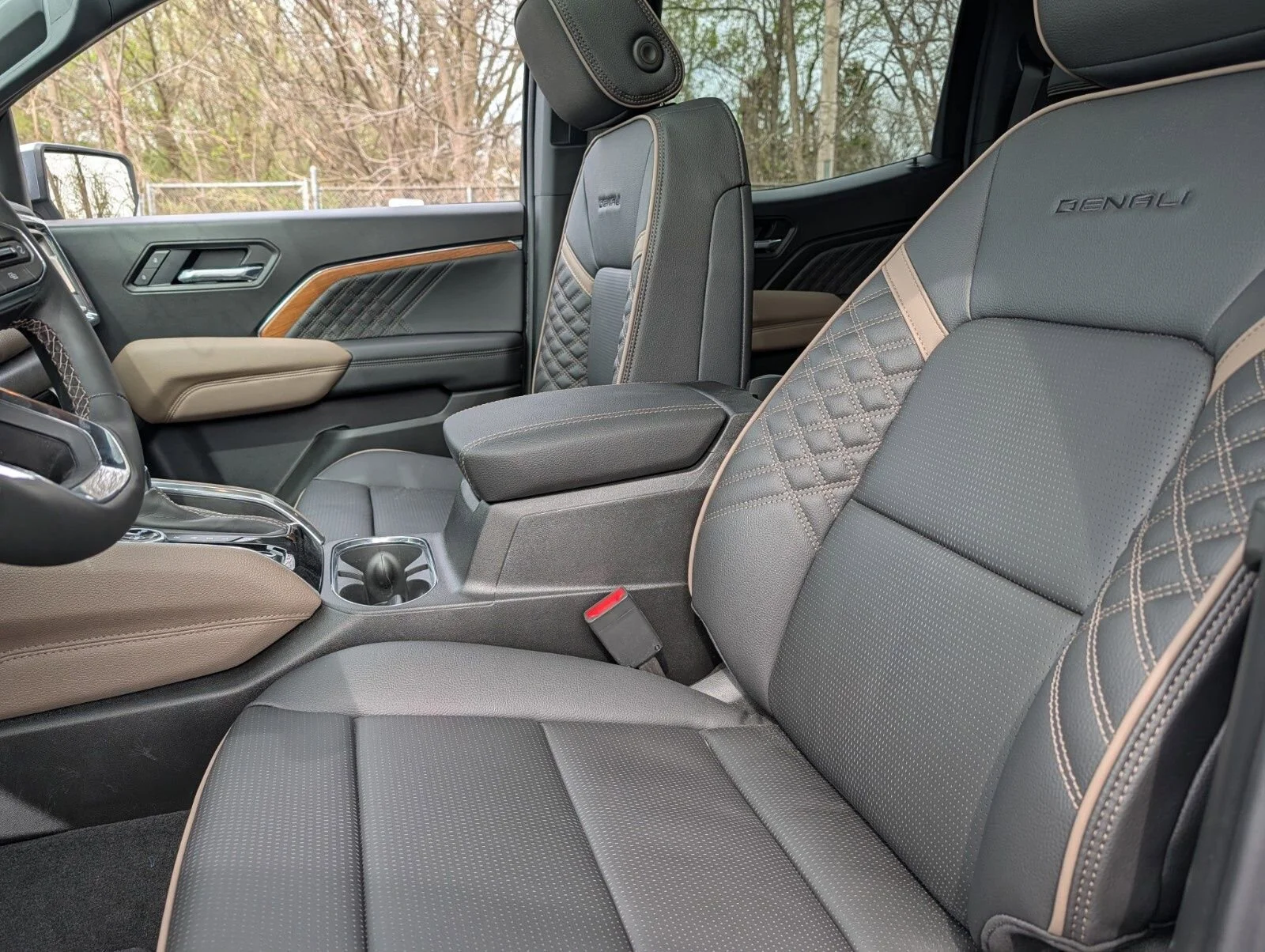 New 2026 Summit White GMC Denali image 22