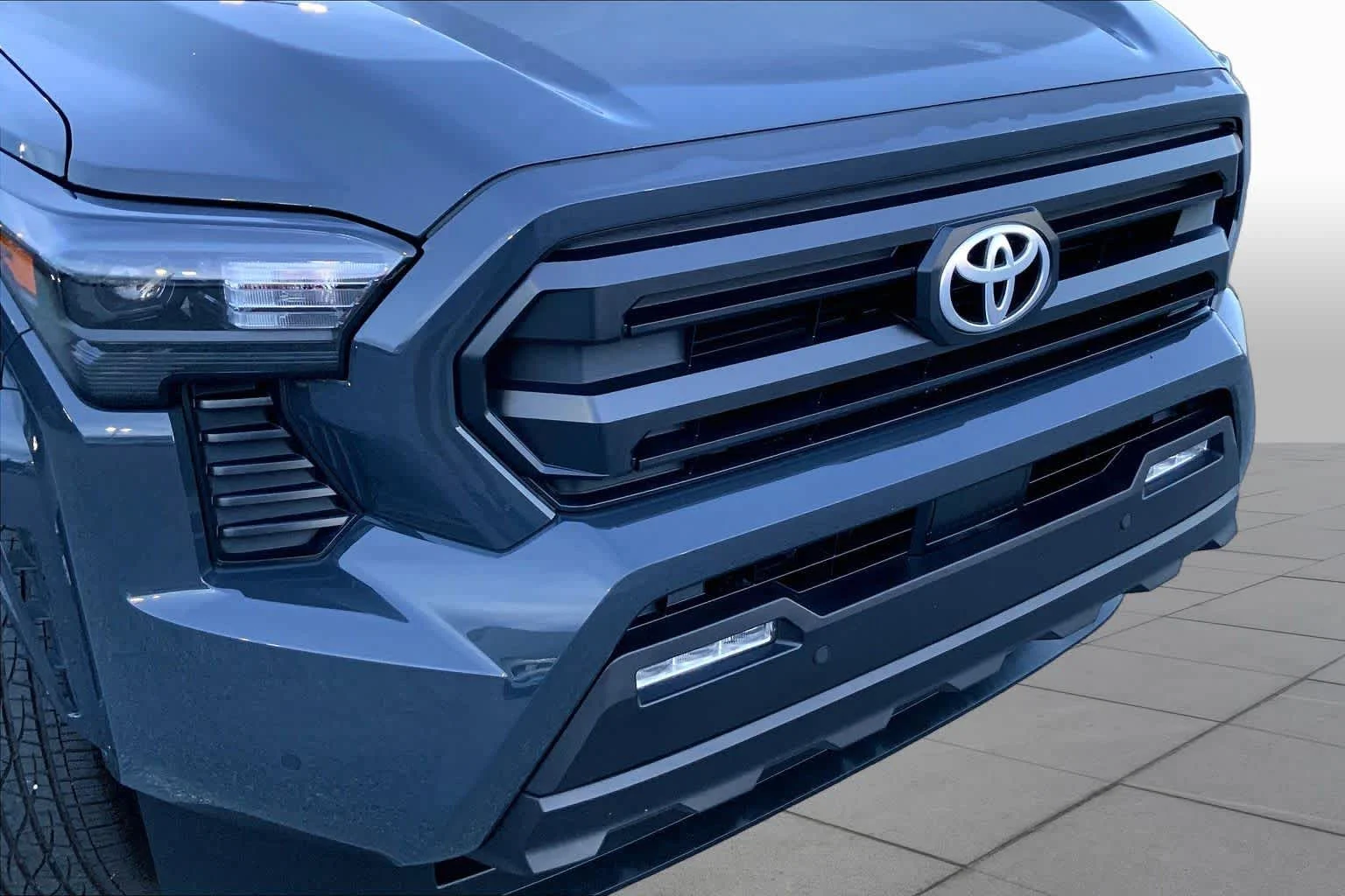 Used 2024 Underground Toyota SR5 image 27