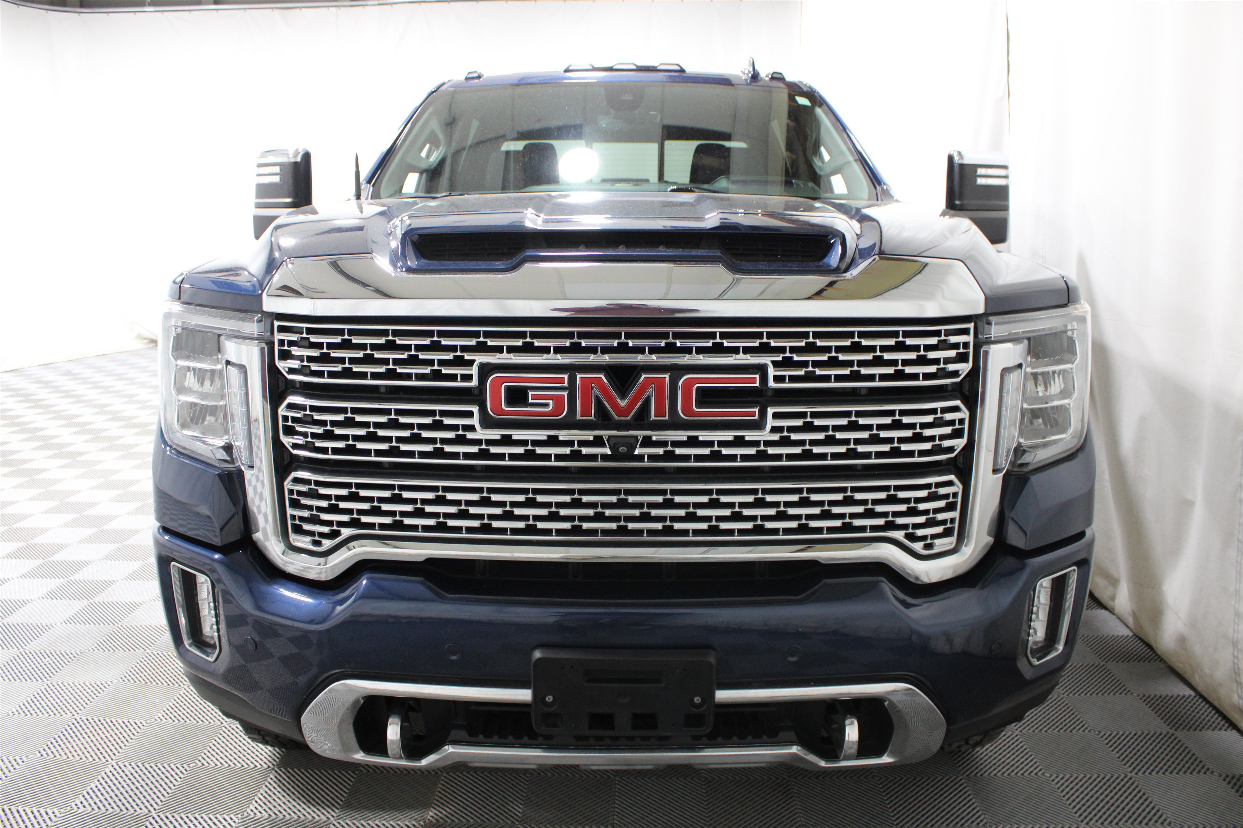 Used 2021 Pacific Blue Metallic GMC Denali image 28