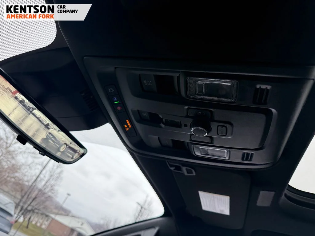 2025 Chevrolet Suburban High Country - Photo 30