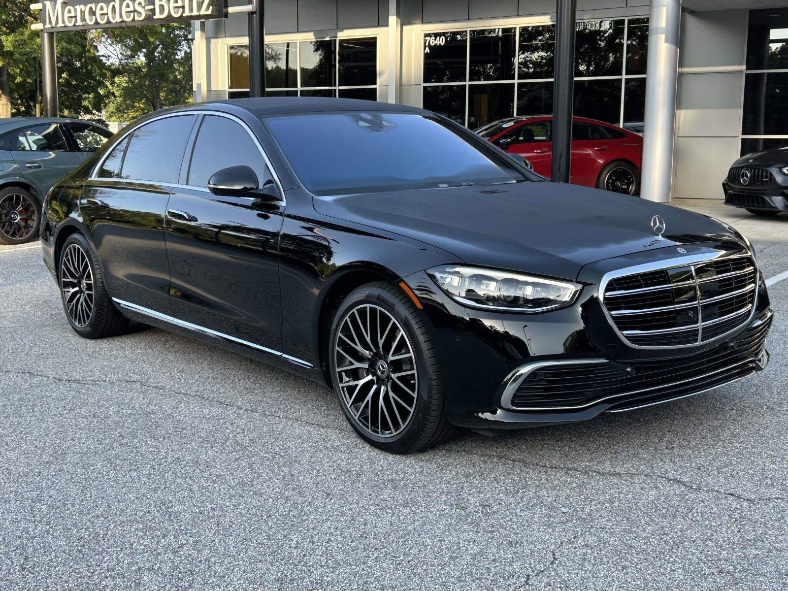 Certified Used 2025 Black Mercedes-Benz S 580 4MATIC® Sedan image 4