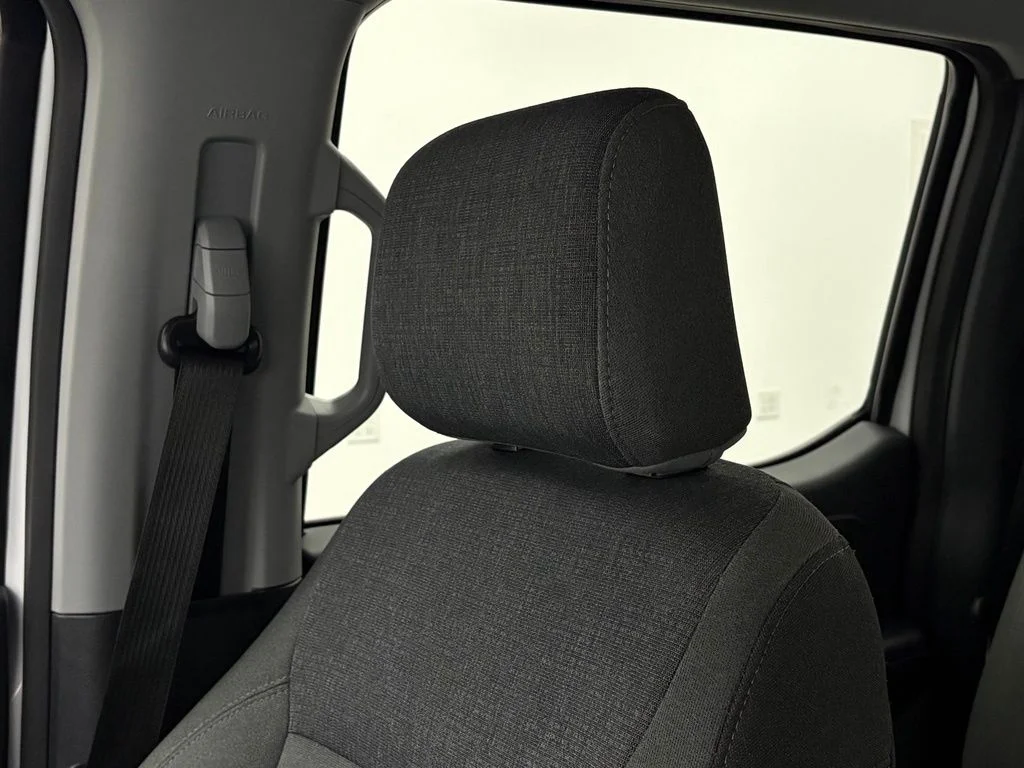 Used 2024 Oxford White Ford XLT image 37