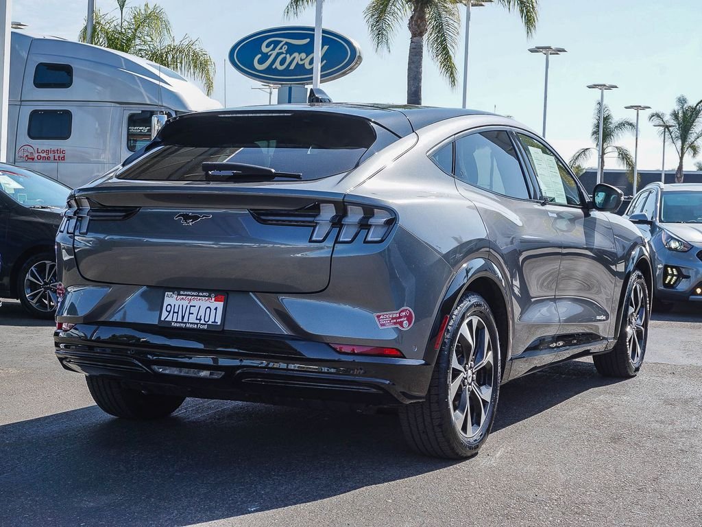 Used 2023 Gray Ford Premium image 7