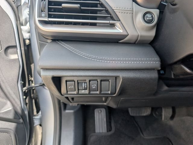 Used 2020 Silver Subaru Limited image 11