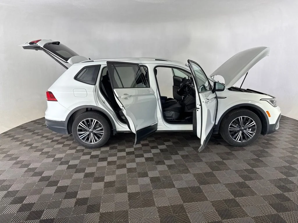Used 2024 Gray Volkswagen 2.0T Wolfsburg Edition image 14