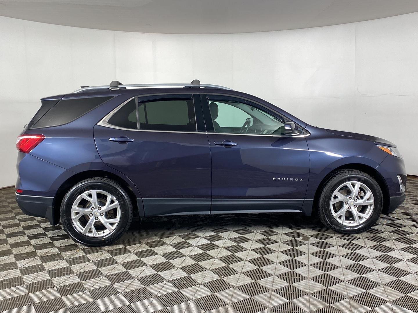 Used 2019 Storm Blue Metallic Chevrolet LT image 7