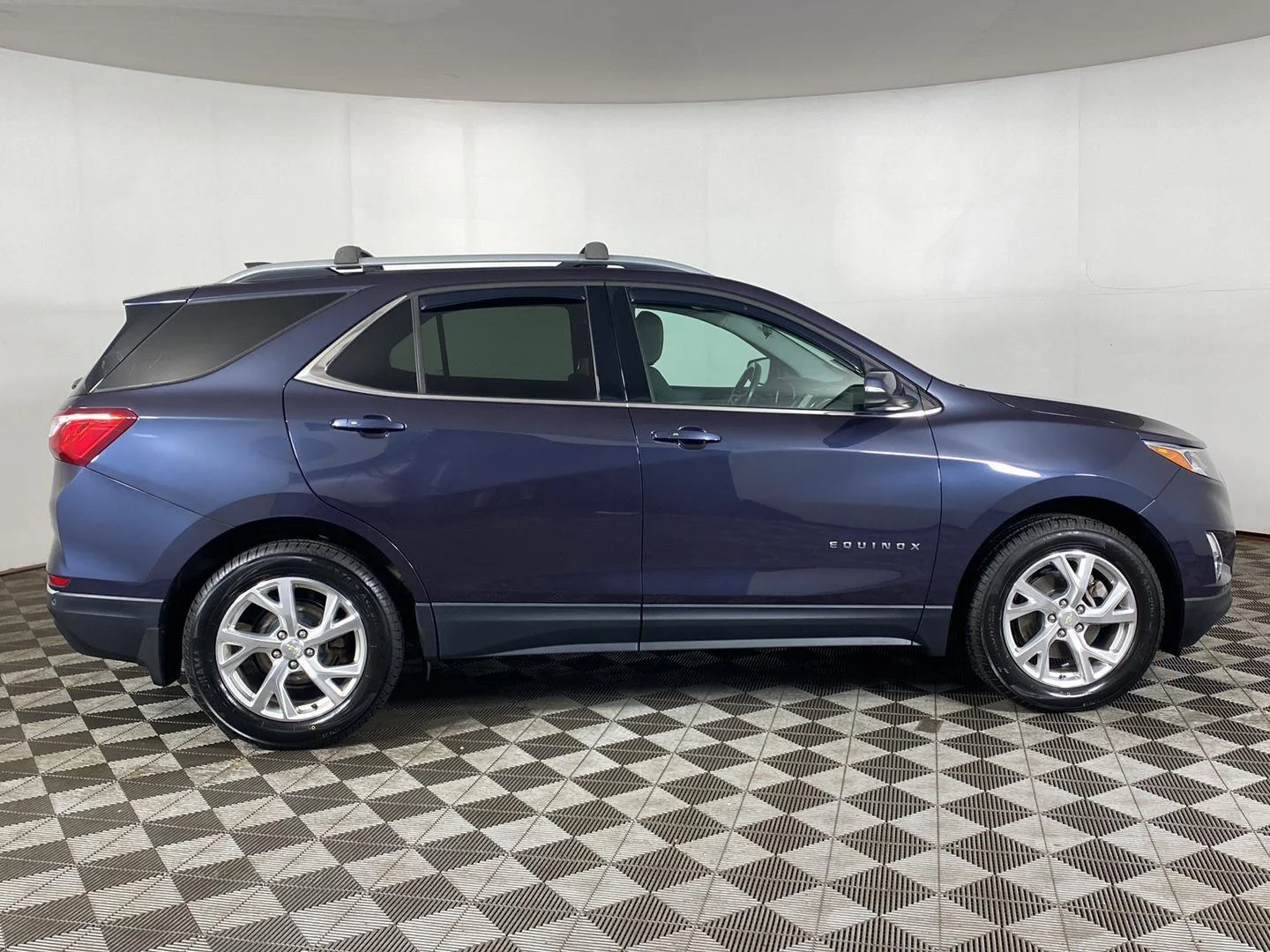 Used 2019 Storm Blue Metallic Chevrolet LT image 7