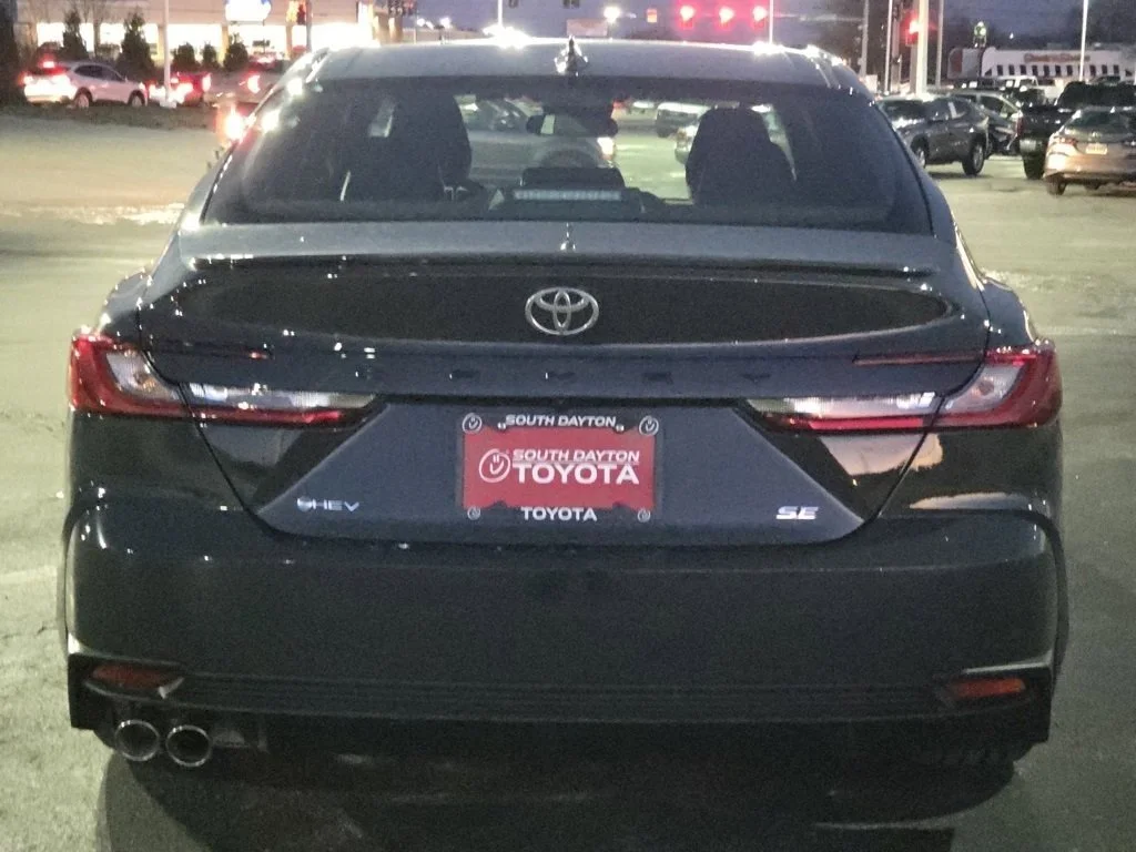 2026 Toyota Camry SE - Photo 19