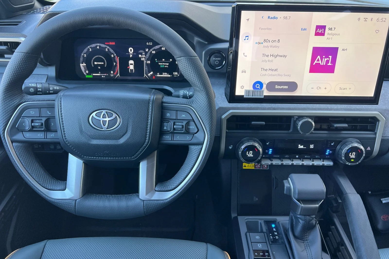 2026 Toyota Tacoma Trailhunter - Photo 10