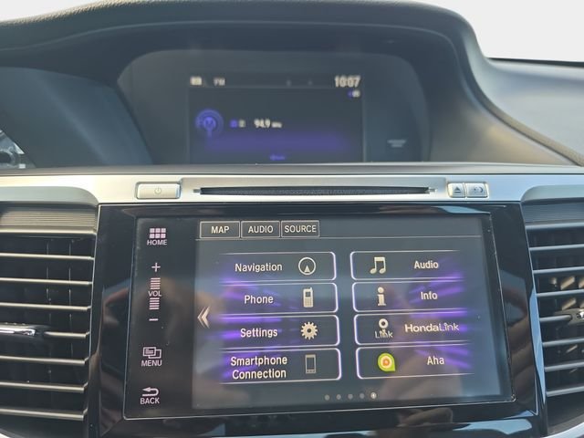 Used 2016  Honda EX-L image 23